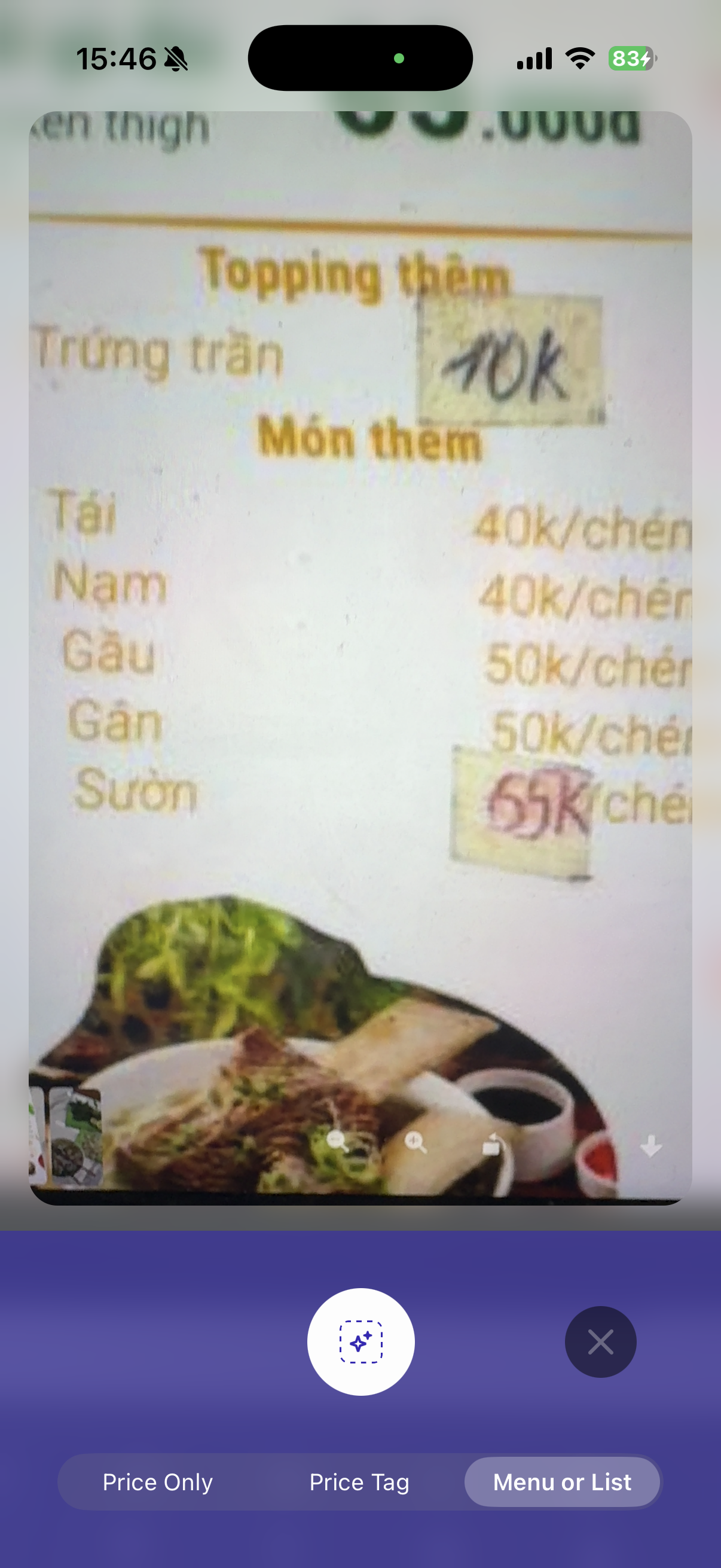 Skaneli camera scanning a Vietnamese menu